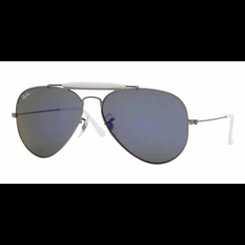 Ray-Ban Outdoorsman II